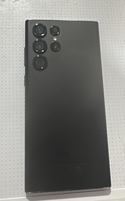 Самсунг  S 22 ультра  продам или обмен