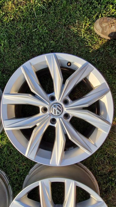Jante originale Vw Tiguan R18, model  "KINGSTON",  Skoda Kodiaq SeatTerraco, cod  5NA 601 025 B