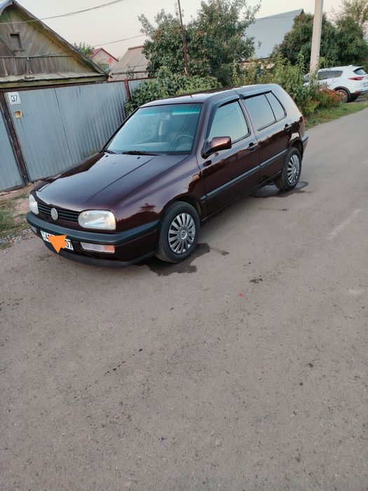 Продам легендарный  Гольф 3.