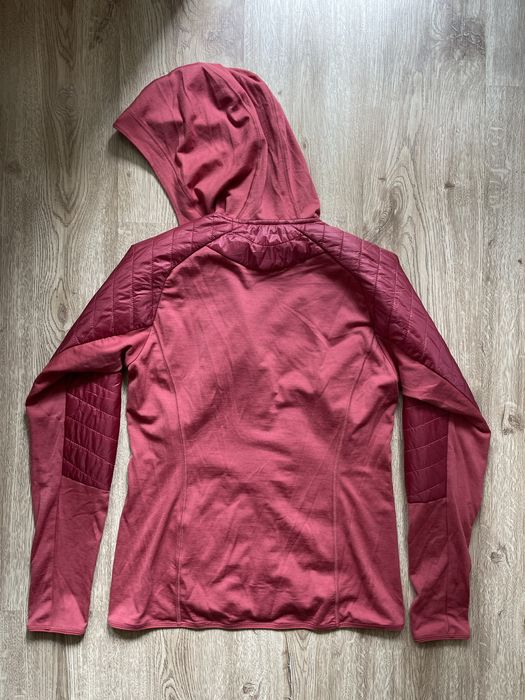 Bergans Helly Hansen Nike  ветровка пухено яке