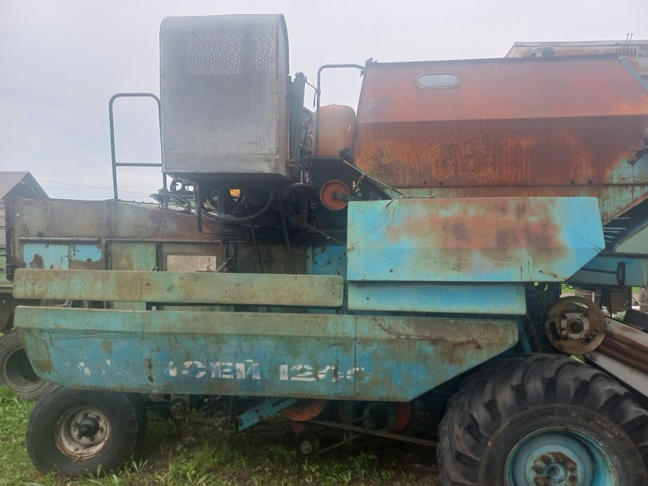 Продам камбаин ЕНИСЕЙ