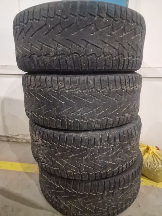 Шины 4 шт Pirelli