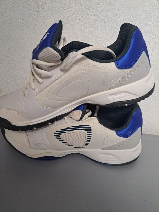 Adidasi Artengo  47