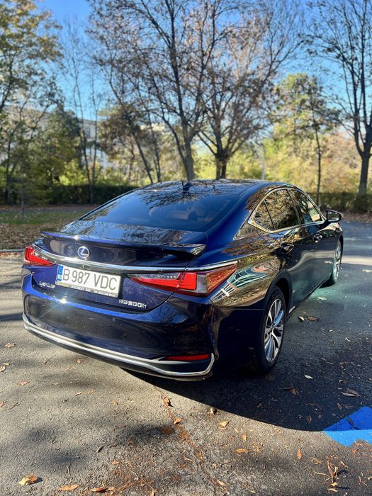 Lexus ES300h Hybrid - interior deosebit bicolor Bucuresti Sectorul 1 ...