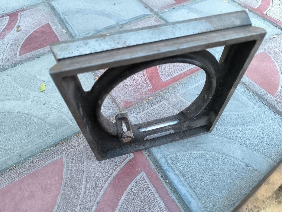 Рамный уровень токарного станка. Продам БУ.