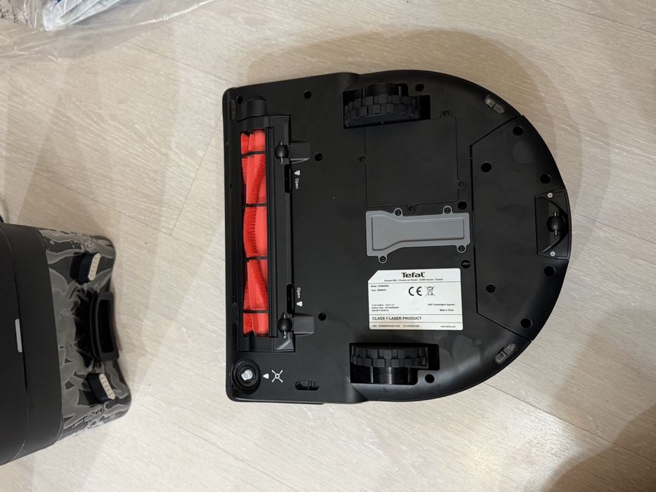 Продам робот пылесос