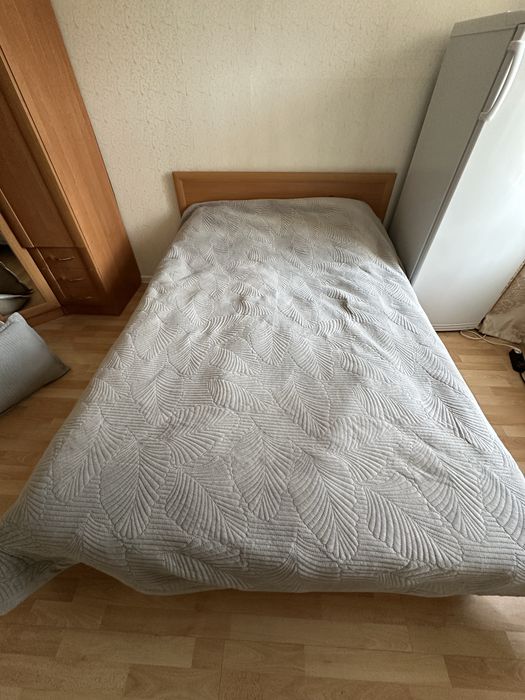 Продам кровать