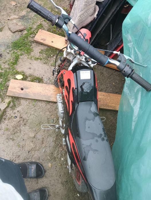 Vând cross de 49 CC