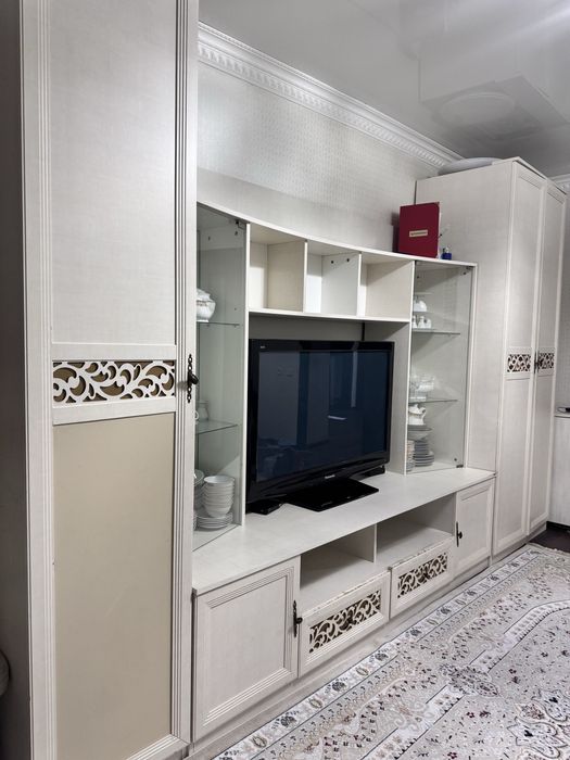 Горка стенка в гостиную