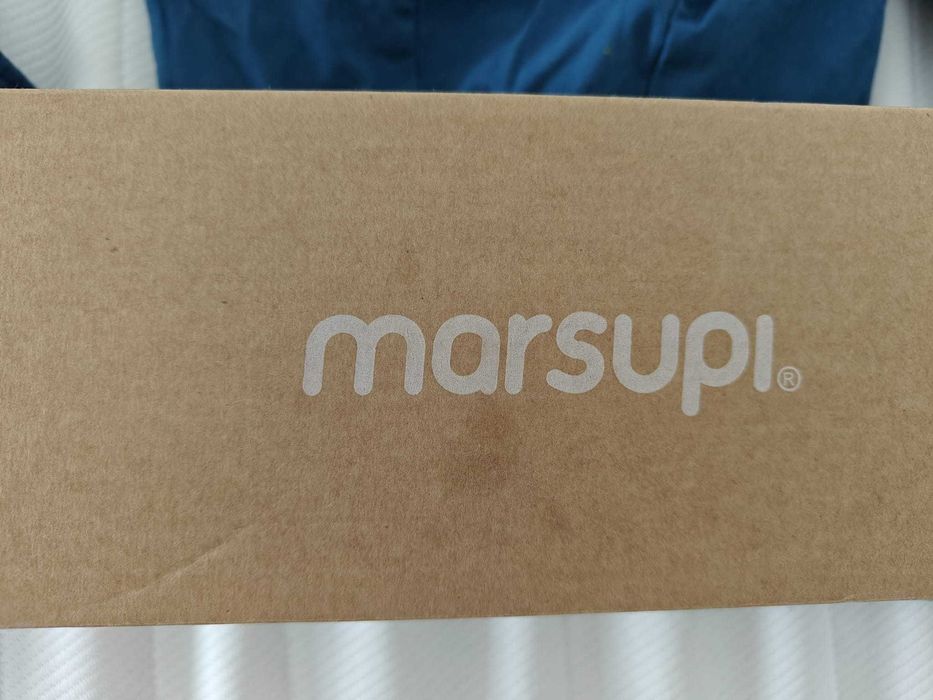 Marsupiu pentru bebelusi