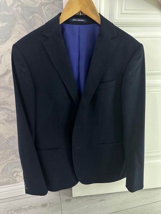 Продам  школьный костюм+рубашки +кофты