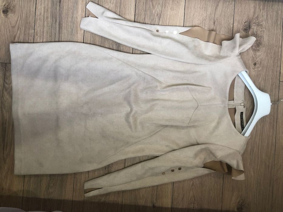 Современное платье,р-р 44-46