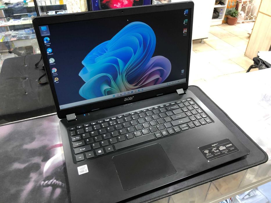 Ноутбук для работы и учёбы в отличном состоянии Acer Aspire 3