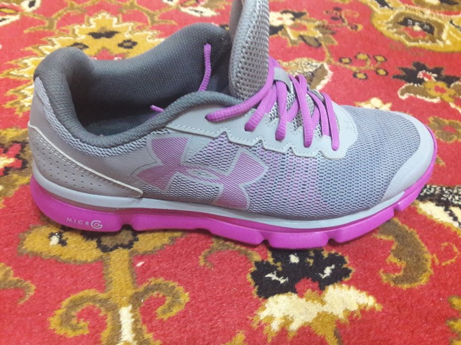 Продам супер кроссовки