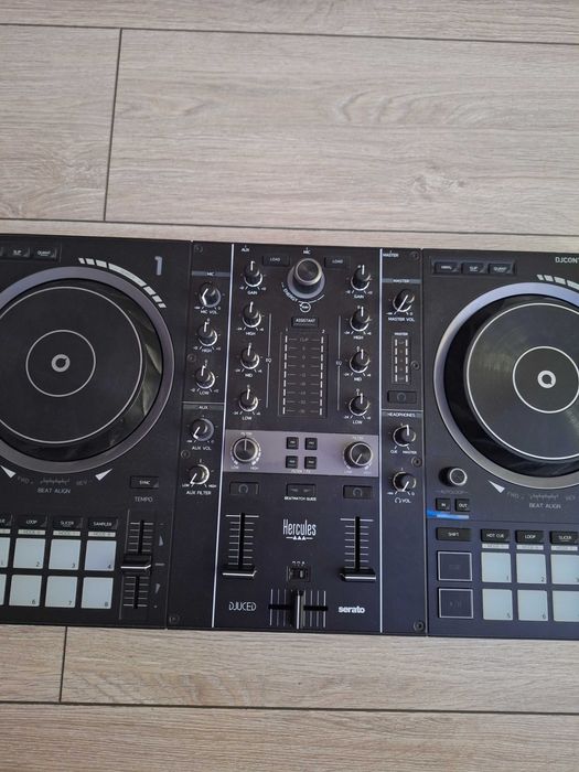 Consola DJ Hercules Impulse 500