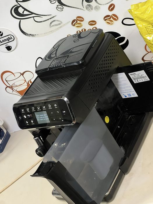 Кафемашина кафе автомат Philips EP4321 с гаранция