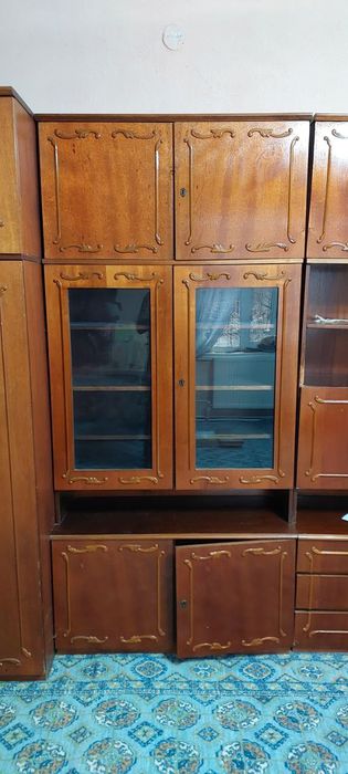 Мехмонхона мебели сотиладиПродается комплект советскоймебели для гости