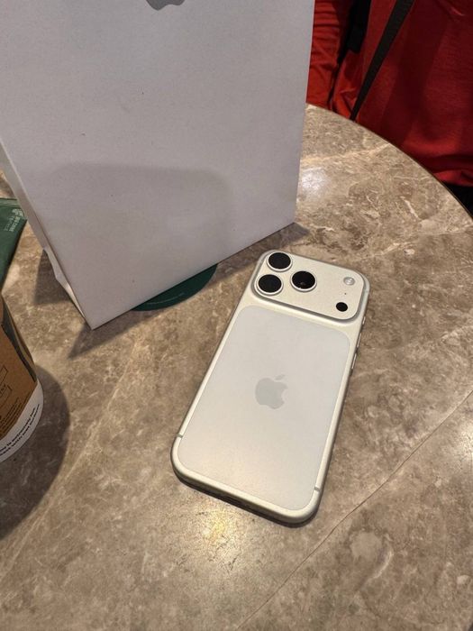 Iphone 17 pro 256gb