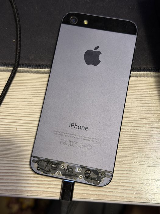 iPhone 5 / 32 gb / A1429