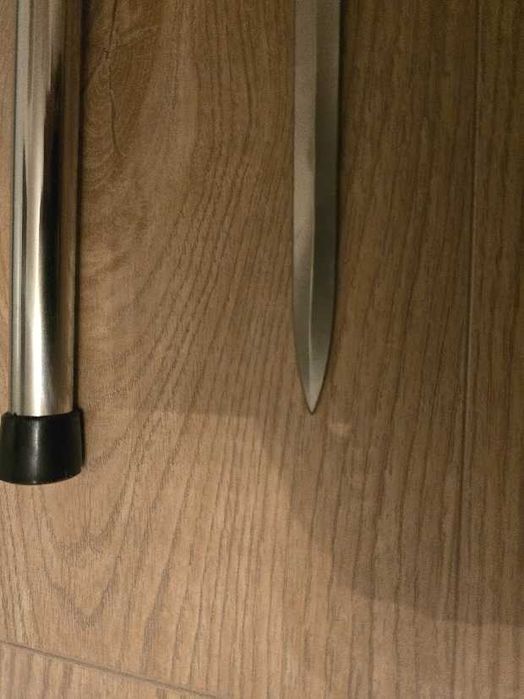 Бастун с вграден кинжал