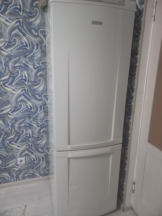 Продам срочно холодильник в хорошем состоянии