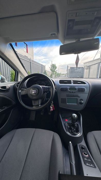 Vând seat leon facelift