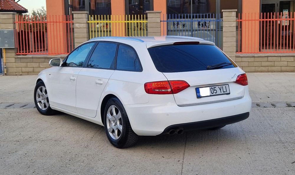 Audi A 4 S-line 2.0 Diesel automat an 2011 euro 5 inmatriculat unic proprietar acte la zi fiscal pe loc