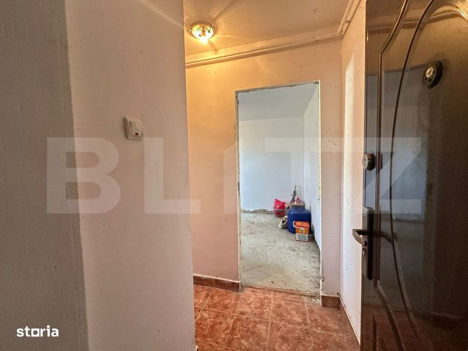 Apartament 3 camere la parter, bloc caramida, Micro 6 – pret avantaj — fotografia 1