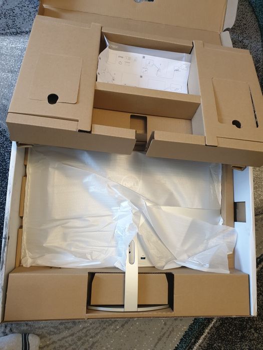 Monitor Dell 27 usb-cultrathing S2719DC