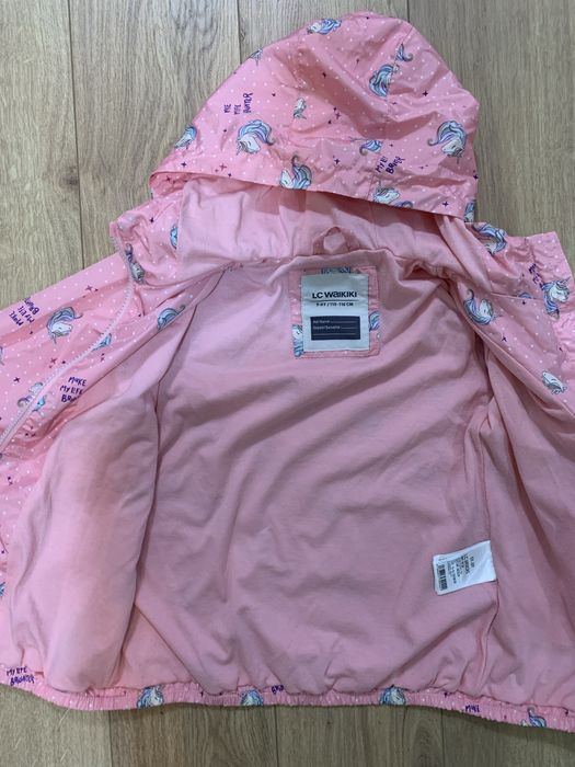 Ветровка на 5-6 лет, Waikiki, в отличном состоянии -70 тыс
