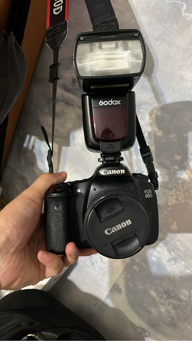 Canon 60D в отличном состояний