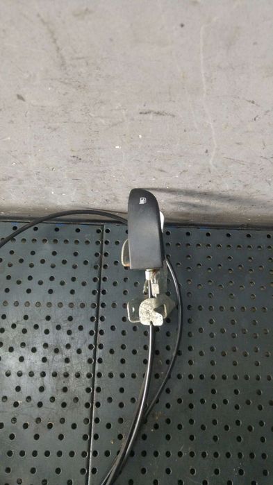 Maner deschidere rezervor cu cablu mazda 6 gg