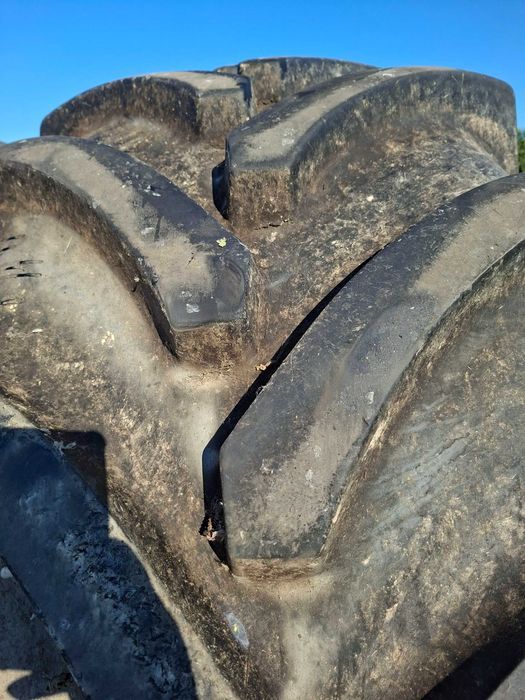 Anvelope 800/70r32 Vredestein SH