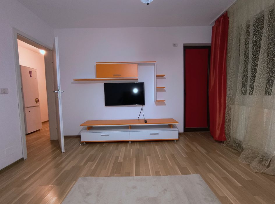 Închiriez apartament 2 camere