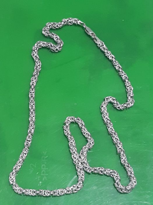 Продам цепочку из серебра .