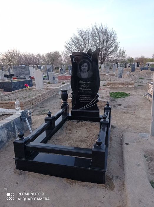 Памятники качества и низкие цены