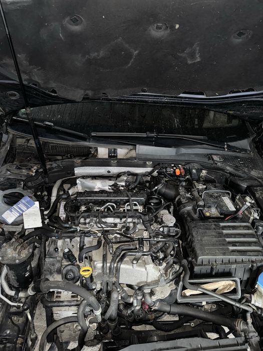 Motor 1.6TDI CRKB 110cai // Turbina // Injectoare // Pompa inalte // Cutie viteze Automata PLD // Egr // DPF // Alternator // Electromotor