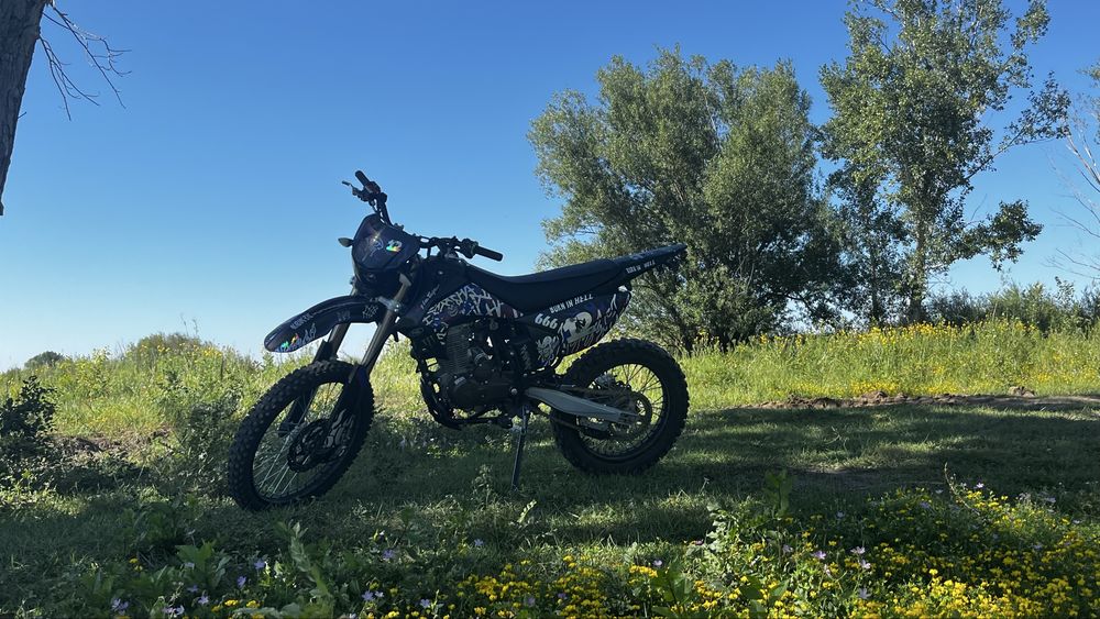 Продам Эндуро 250 цена до 5 августа