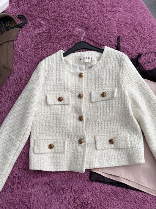 Продам майки под пиджак , и пиджак