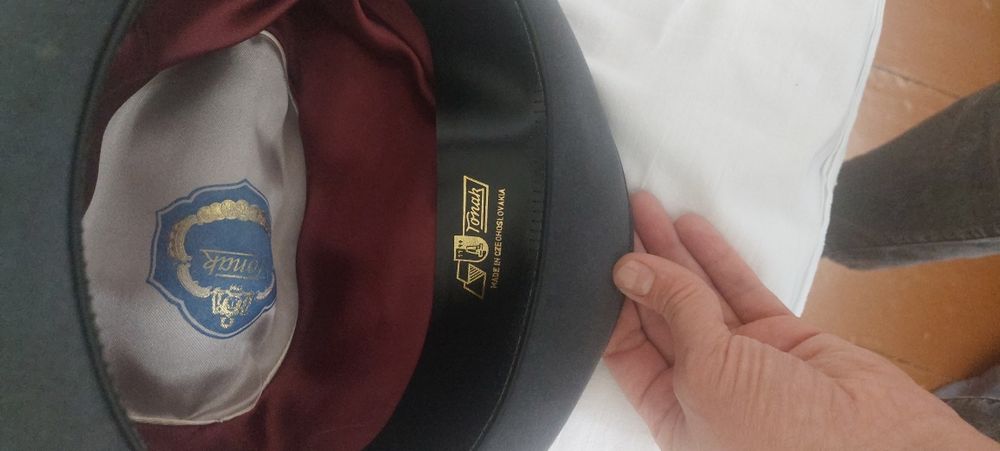 Шляпа мужския теплая