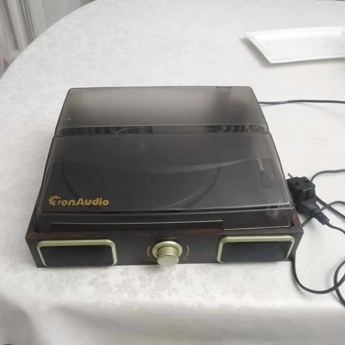 Продам проигрыватель