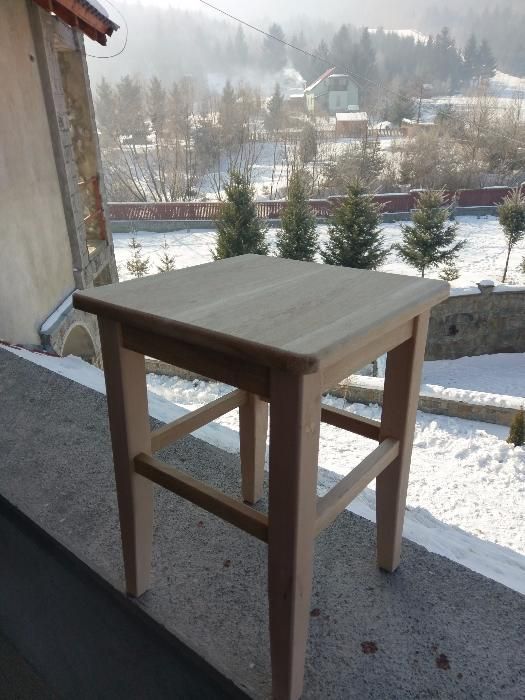 Vand taburete din lemn masiv