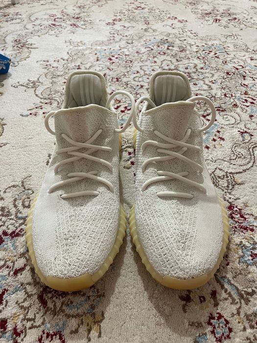 Продам кроссовки Adidas Yeezy Boost 350