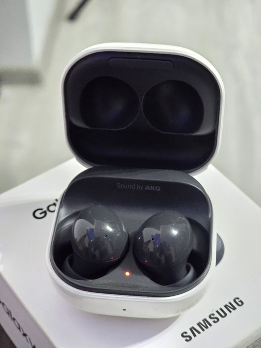 Vand Galaxy Buds 2