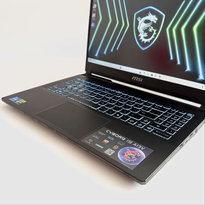 MSI Cyborg 15/144Hz/i5-13420H/RTX 4060/16GB 5200Hz/512GB NVMe