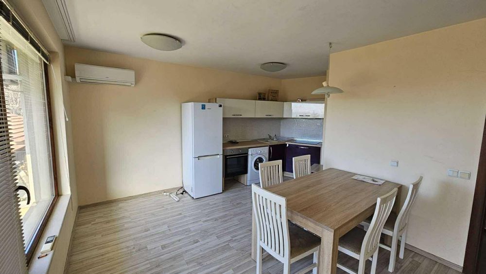 Дава се под наем Двустаен апартамент в Варна, Бриз - 70 кв.м за 500 € - Снимка #2