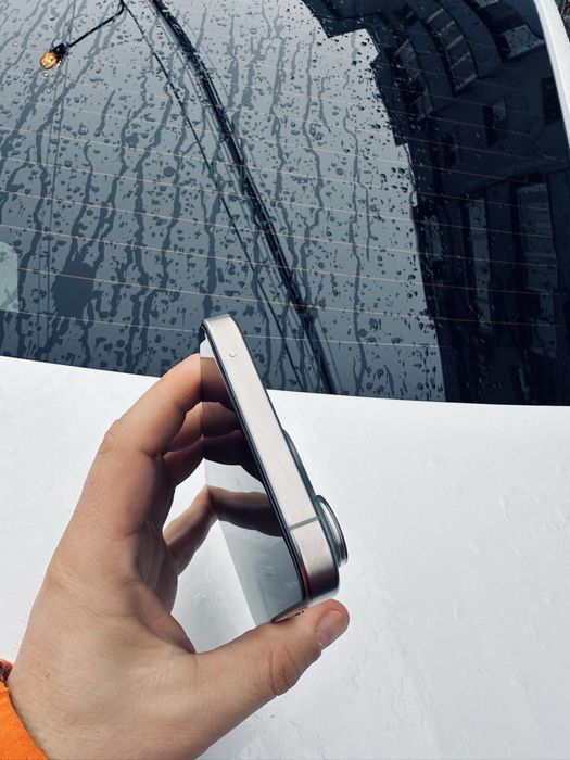 Okazie vand iphone 15 pro max 256 GB