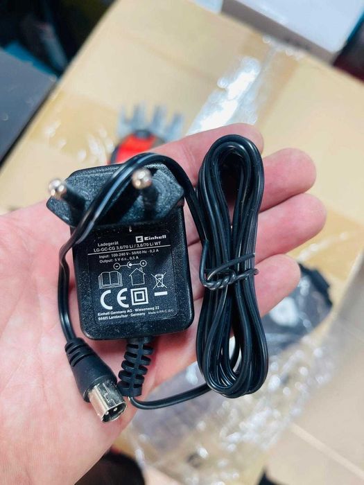 Foarfecă electrică pentru arbuști Einhell GC-CG 3,6/70 Li WT