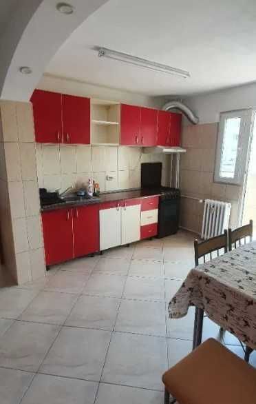 Дава се под наем Тристаен апартамент в Пловдив, Коматево - 98 кв.м за 351.9 € - Снимка #4