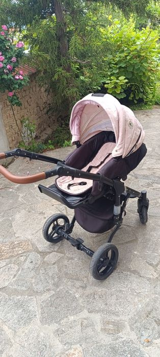 Бебешка количка Lorelli